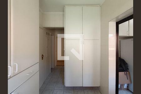 Apartamento para alugar com 178m², 3 quartos e 3 vagasÁrea de Serviço