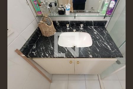 Apartamento para alugar com 178m², 3 quartos e 3 vagasBanheiro da Suíte 2