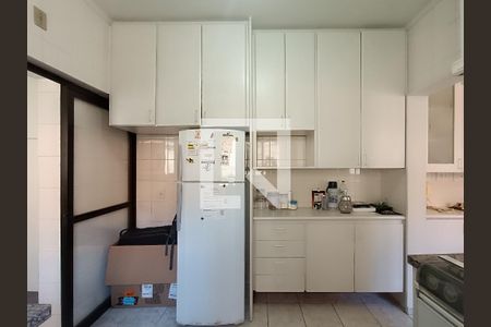 Apartamento para alugar com 178m², 3 quartos e 3 vagasCozinha