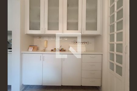 Apartamento para alugar com 178m², 3 quartos e 3 vagasCopa