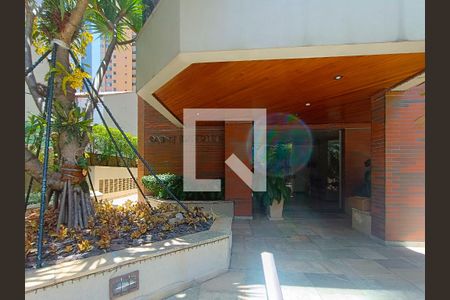 Apartamento para alugar com 178m², 3 quartos e 3 vagasFachada