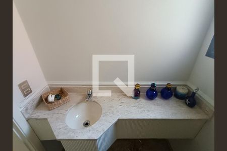 Apartamento para alugar com 178m², 3 quartos e 3 vagasLavabo