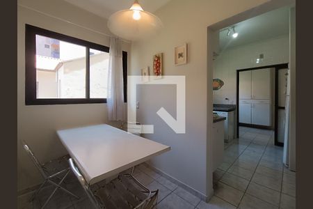 Apartamento para alugar com 178m², 3 quartos e 3 vagasCopa