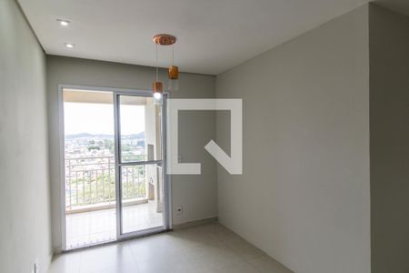 Sala de TV de apartamento para alugar com 3 quartos, 70m² em Jardim Tupanci, Barueri