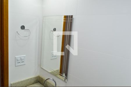 Casa de condomínio à venda com 120m², 4 quartos e 2 vagasBanheiro 1