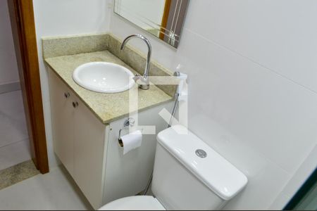 Casa de condomínio à venda com 120m², 4 quartos e 2 vagasBanheiro 1
