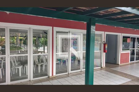 Casa de condomínio à venda com 120m², 4 quartos e 2 vagasÁrea comum - Salão de festas 2