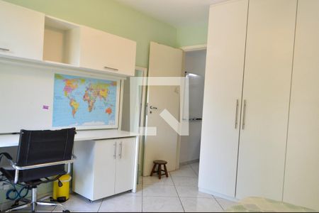 Casa de condomínio à venda com 120m², 4 quartos e 2 vagasQuarto 3