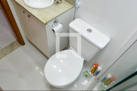 Casa de condomínio à venda com 120m², 4 quartos e 2 vagasBanheiro 1