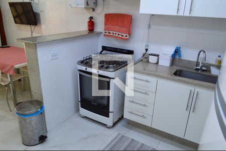 Casa de condomínio à venda com 120m², 4 quartos e 2 vagasCozinha