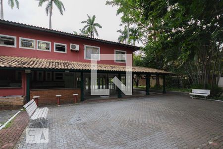 Casa de condomínio à venda com 120m², 4 quartos e 2 vagasÁrea comum - Salão de festas 1