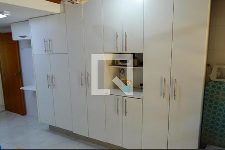 Casa de condomínio à venda com 120m², 4 quartos e 2 vagasCopa