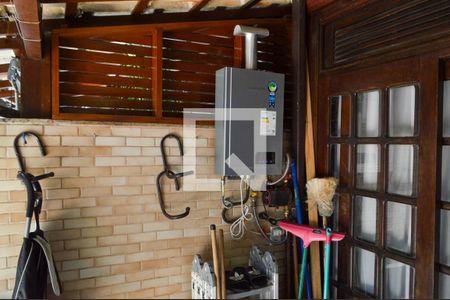 Casa de condomínio à venda com 120m², 4 quartos e 2 vagasÁrea de Serviço