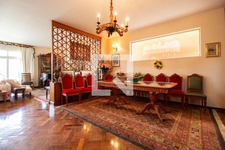 Sala de casa à venda com 5 quartos, 950m² em Vila São José, São Paulo