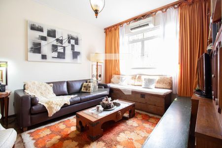 Sala de casa à venda com 5 quartos, 950m² em Vila São José, São Paulo