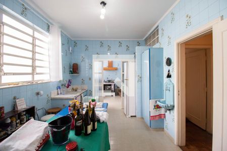 Casa à venda com 950m², 5 quartos e 4 vagasCozinha