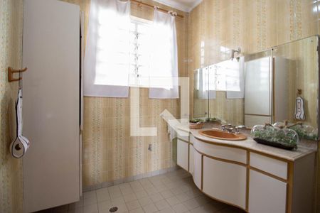 Casa à venda com 950m², 5 quartos e 4 vagasBanheiro da Suíte