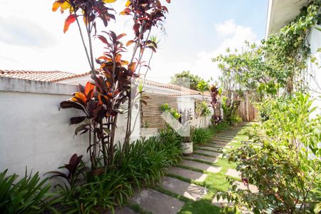 Casa à venda com 950m², 5 quartos e 4 vagasQuintal - Jardim