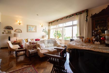 Sala de casa à venda com 5 quartos, 950m² em Vila São José, São Paulo