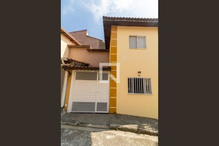 Casa de condomínio para alugar com 76m², 2 quartos e 1 vagaFachada