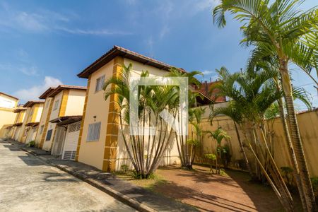 Casa de condomínio para alugar com 76m², 2 quartos e 1 vagaFachada