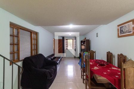 Sala de casa à venda com 3 quartos, 200m² em Cangaiba, São Paulo