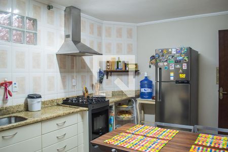 Casa à venda com 171m², 3 quartos e 3 vagasCozinha