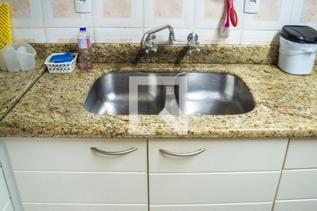 Casa à venda com 171m², 3 quartos e 3 vagasCozinha