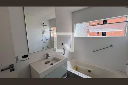 Apartamento para alugar com 150m², 3 quartos e 1 vagaBanheiro 2