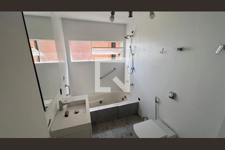 Apartamento para alugar com 150m², 3 quartos e 1 vagaBanheiro 2