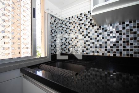Apartamento para alugar com 55m², 2 quartos e 1 vaga Apartamento para alugar com 55m², 2 quartos e 1 vagaCozinha e Área de Serviço