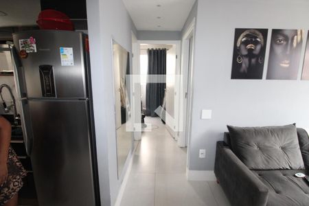 Corredor de apartamento para alugar com 2 quartos, 41m² em Cascadura, Rio de Janeiro