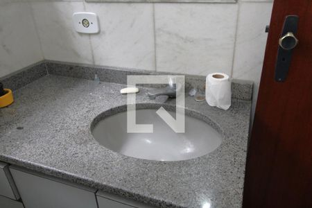 Pia do lavabo de casa à venda com 3 quartos, 280m² em Vila Arriete, São Paulo