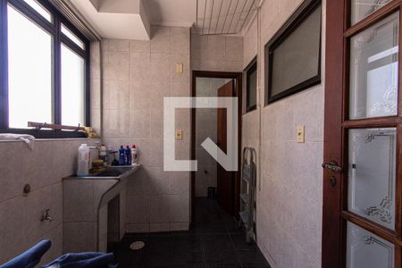 Apartamento para alugar com 154m², 3 quartos e sem vaga Apartamento para alugar com 154m², 3 quartos e sem vagaÁrea de Serviço