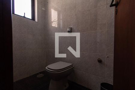 Apartamento para alugar com 154m², 3 quartos e sem vaga Apartamento para alugar com 154m², 3 quartos e sem vagaBanheiro de Serviço