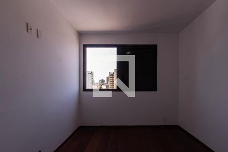 Apartamento para alugar com 154m², 3 quartos e sem vaga Apartamento para alugar com 154m², 3 quartos e sem vagaQuarto 2