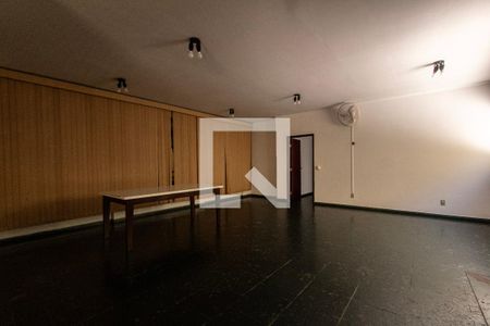 Apartamento para alugar com 154m², 3 quartos e sem vaga Apartamento para alugar com 154m², 3 quartos e sem vagaÁrea comum
