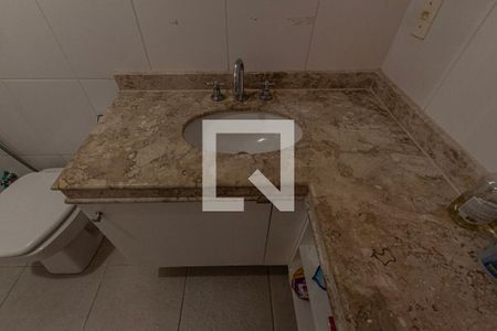 Apartamento para alugar com 154m², 3 quartos e sem vaga Apartamento para alugar com 154m², 3 quartos e sem vagaBanheiro1