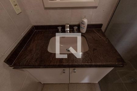 Apartamento para alugar com 154m², 3 quartos e sem vaga Apartamento para alugar com 154m², 3 quartos e sem vagaBanheiro 2