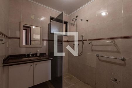 Apartamento para alugar com 154m², 3 quartos e sem vaga Apartamento para alugar com 154m², 3 quartos e sem vagaBanheiro 2