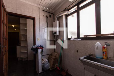 Apartamento para alugar com 154m², 3 quartos e sem vaga Apartamento para alugar com 154m², 3 quartos e sem vagaÁrea de Serviço