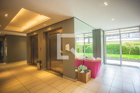 Apartamento para alugar com 80m², 2 quartos e 2 vagas Apartamento para alugar com 80m², 2 quartos e 2 vagasHall social