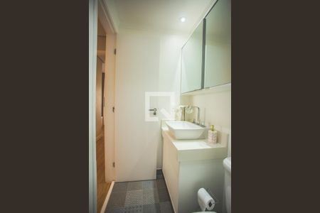 Apartamento para alugar com 80m², 2 quartos e 2 vagas Apartamento para alugar com 80m², 2 quartos e 2 vagasBanheiro 2