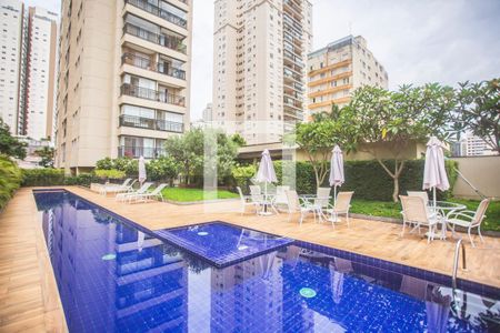 Apartamento para alugar com 80m², 2 quartos e 2 vagas Apartamento para alugar com 80m², 2 quartos e 2 vagasÁrea comum - Piscina