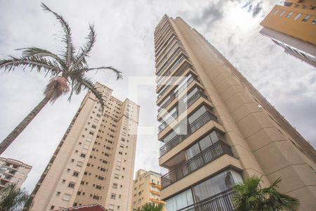 Apartamento para alugar com 80m², 2 quartos e 2 vagas Apartamento para alugar com 80m², 2 quartos e 2 vagasFachada