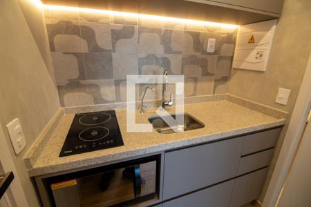 Cozinha de kitnet/studio para alugar com 1 quarto, 26m² em Campo Belo, São Paulo