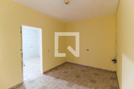 Sala de casa para alugar com 2 quartos, 60m² em Conjunto Habitacional Aguia de Haia, São Paulo
