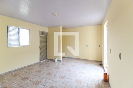 Suíte de casa para alugar com 2 quartos, 60m² em Conjunto Habitacional Aguia de Haia, São Paulo