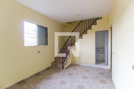 Quarto 1 de casa para alugar com 2 quartos, 60m² em Conjunto Habitacional Aguia de Haia, São Paulo