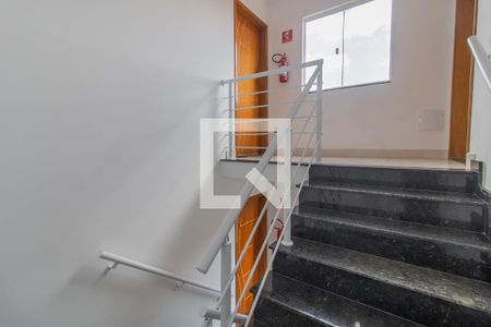 Apartamento à venda com 35m², 2 quartos e 1 vagaEscada